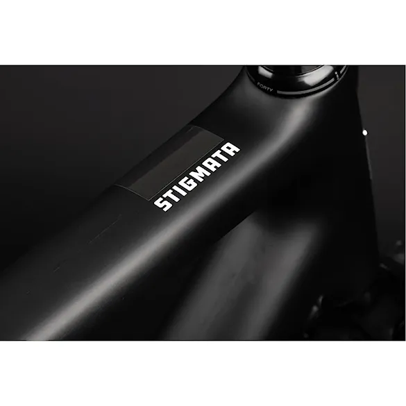 Gravel bicykel Santa Cruz Stigmata CC Force 1X AXS RSV 700C matte carbon 2026 - 2