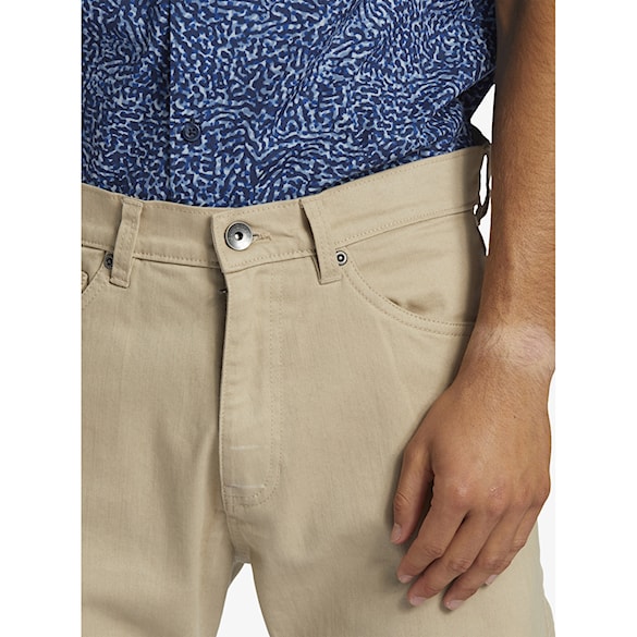 Nohavice Quiksilver Landers 5 Pocket plaza taupe 2024 - 6