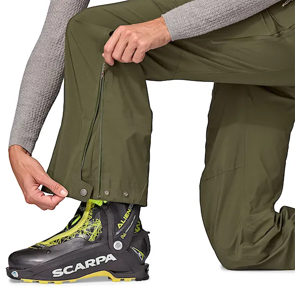 Snowboard Pants Patagonia W's Stormstride Pants pine needle green 2025 - 13