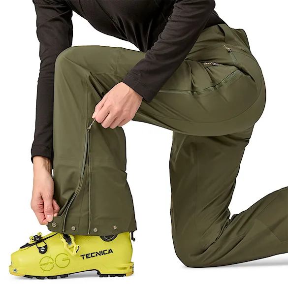 Snowboard Pants Patagonia W's Stormstride Pants pine needle green 2025 - 14