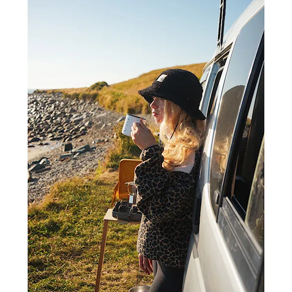 Klobúk Eivy Full Moon Sherpa black 2026 - 2