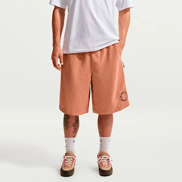 Kraťasy Nike SB Corduroy Skate Shorts lt cognac/black 2026 - 2