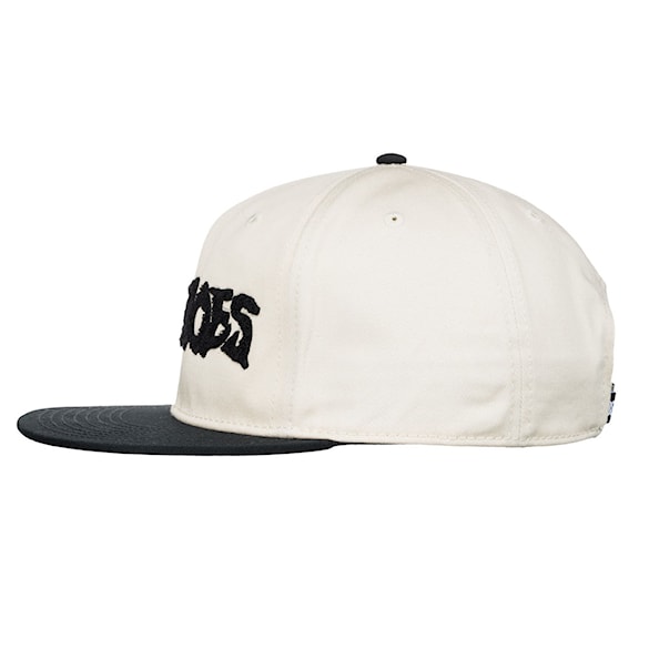 Cap DC Mosh Pit Strapback lily white/black 2025 - 2