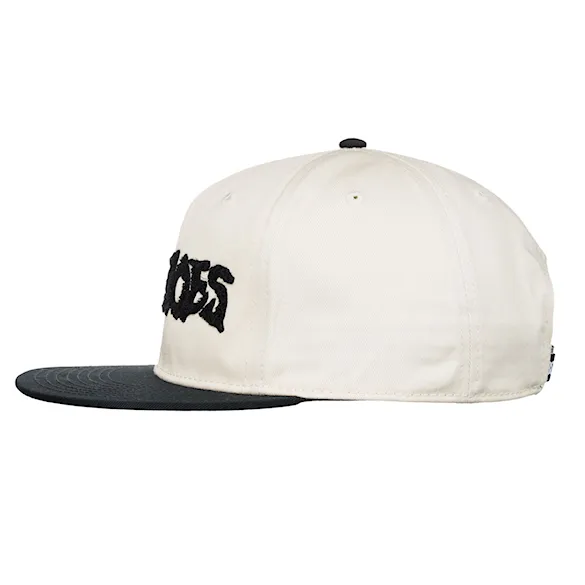 Cap DC Mosh Pit Strapback lily white/black 2025 - 2