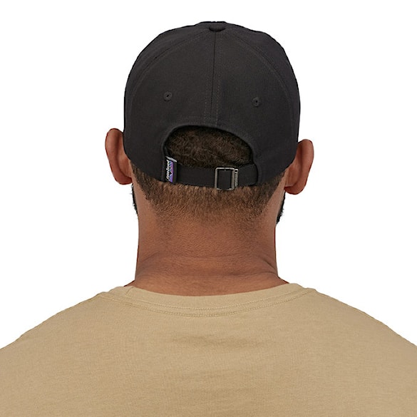 Šiltovka Patagonia P-6 Label Trad Cap black 2025 - 4