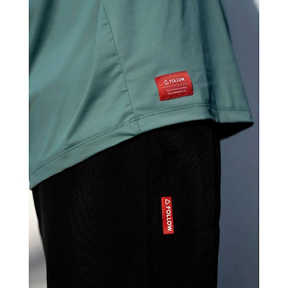 Lycra Follow Water Tee L/S olive 2026 - 4