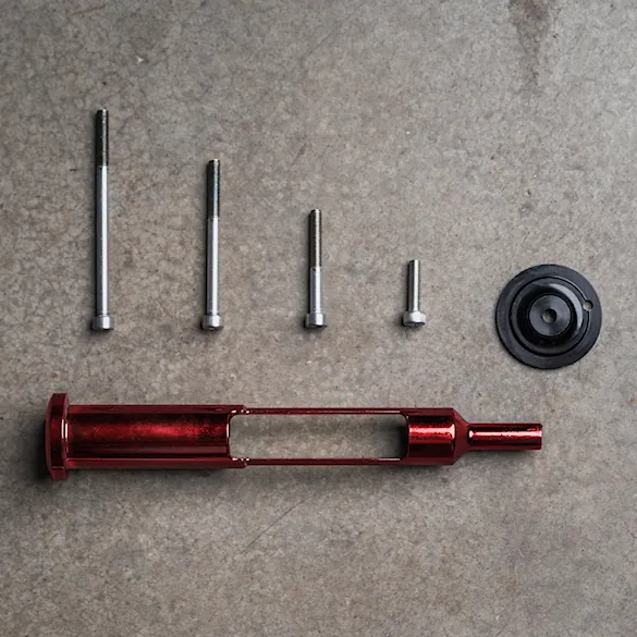 Náradie na bicykel OneUp EDC Threadless Carrier V2 red - 3