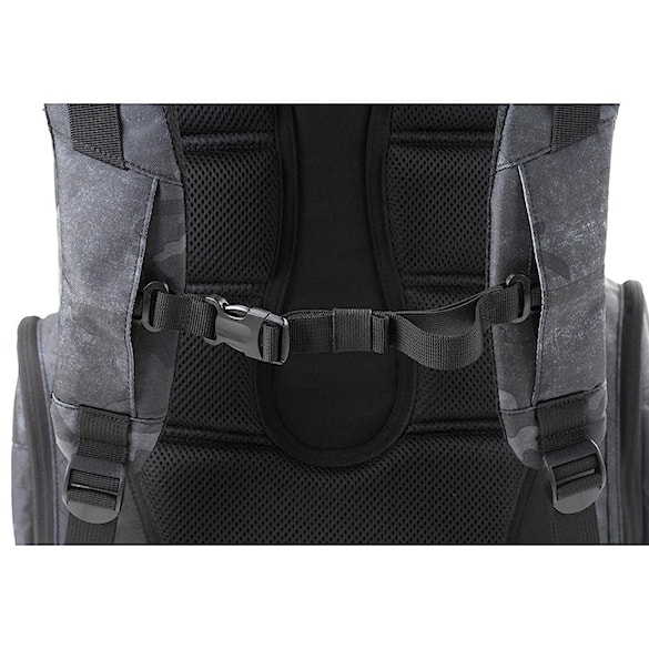 Batoh Nitro Weekender forged camo - 17