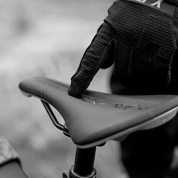 Sedlo Peaty's Monarch Cr-Mo red - 7