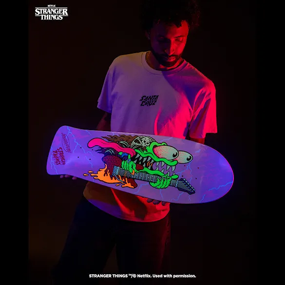 Skate doska Santa Cruz Skateboards Stranger Things Meek Slasher Eddie Reveal 10.1 2025 - 4