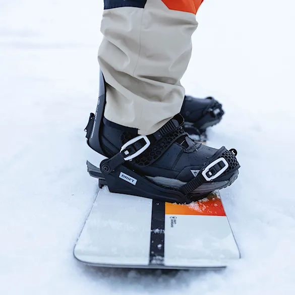 Snowboard Gravity Symbol 2026 - 7