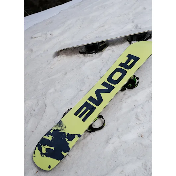 Snowboard Rome Warden 2027 - 2