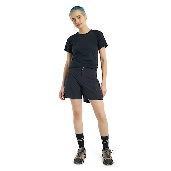 Technické kraťasy Burton Wms [ak] Minimalist Shorts true black 2024 - 11