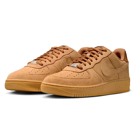 Tenisky Nike SB Air Force 1 flax/flax-black-gum light brown 2026 - 1