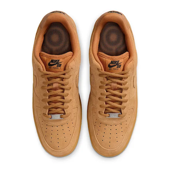 Tenisky Nike SB Air Force 1 flax/flax-black-gum light brown 2026 - 5