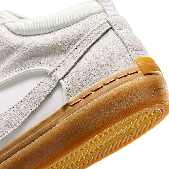 Tenisky Nike SB React Leo sail/sail-sail-gum light brown 2026 - 9