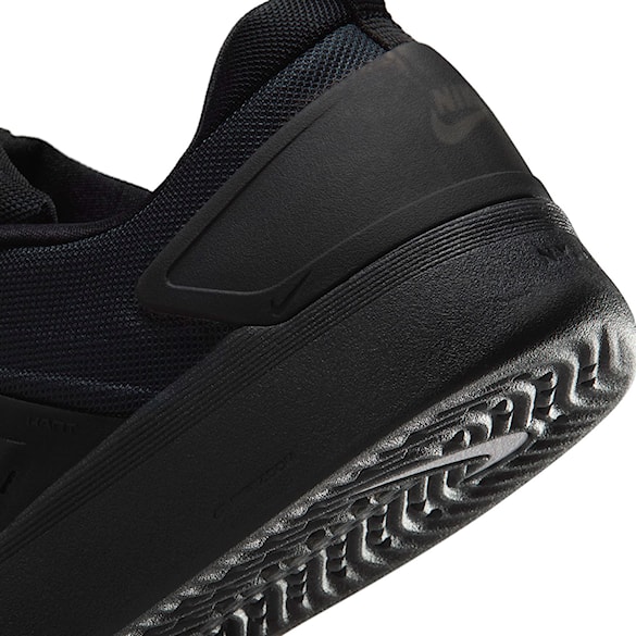 Tenisówki Nike SB Zoom Nyjah 4 black/white-black-white 2026 - 7