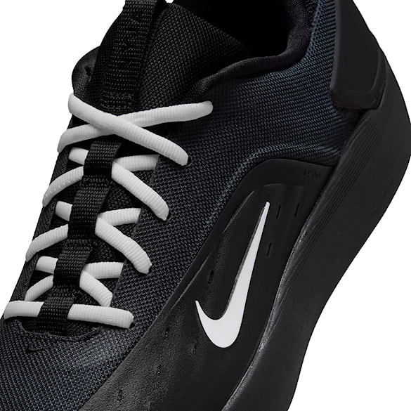 Tenisówki Nike SB Zoom Nyjah 4 black/white-black-white 2026 - 8