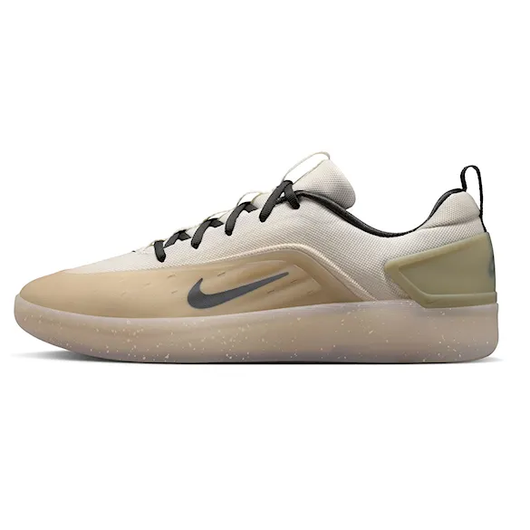 Tenisky Nike SB Zoom Nyjah 4 desert khaki/dk smoke grey 2026 - 3