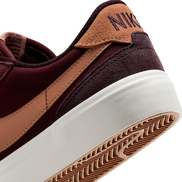 Tenisky Nike SB Zoom Pogo Plus burgundy crush/dusted clay-burgundy ash 2025 - 8