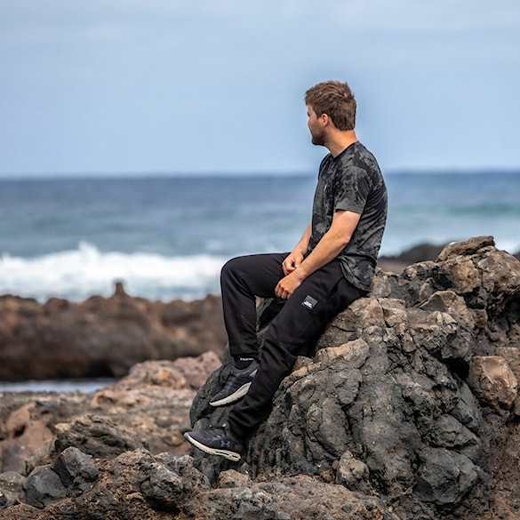 Tepláky Horsefeathers Finn II Sweatpants black 2026 - 4