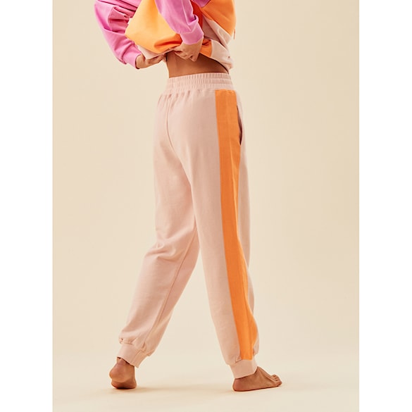 Tepláky Roxy Essential Energy Cblock Jogger peach whip 2023 - 9