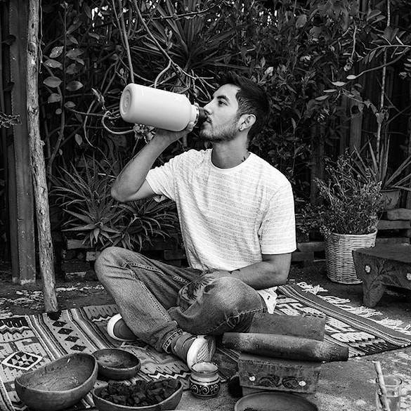 Termoska Hydro Flask 64 oz Wide Flex Cap Black black 1,890l - 4