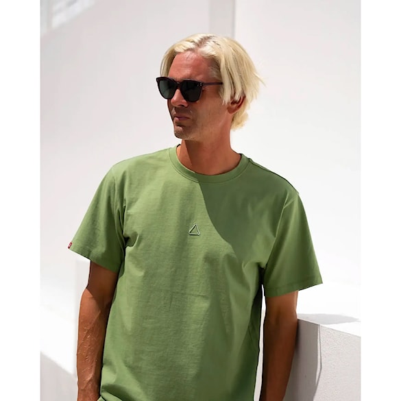 T-shirt Follow Stitched olive 2026 - 6