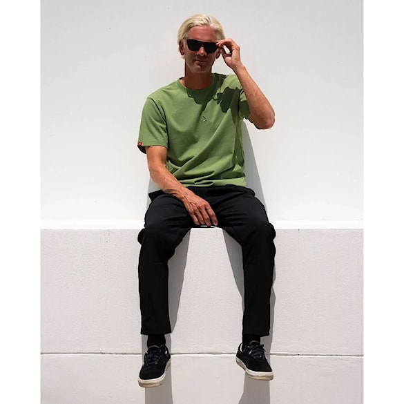 T-shirt Follow Stitched olive 2026 - 8