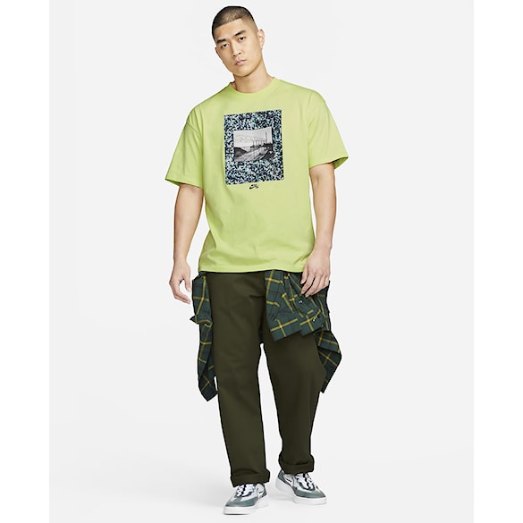 Tričko Nike SB Skatespot lt lemon twist 2023 - 5