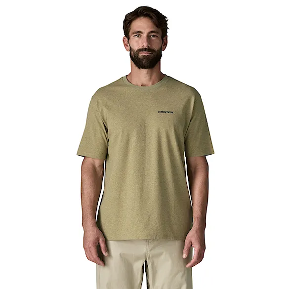 T-shirt Patagonia M's P-6 Logo Responsibili-Tee gumtree green 2026 - 4