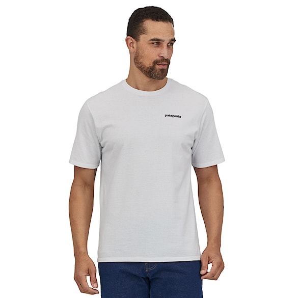 Tričko Patagonia M's P-6 Logo Responsibili-Tee white 2026 - 5