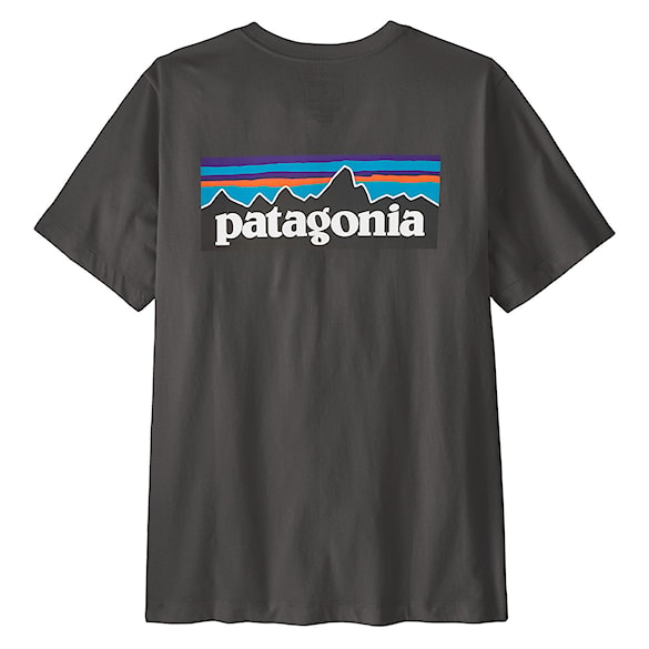 Tričko Patagonia M's P-6 Logo T-Shirt ink black 2026 - 1