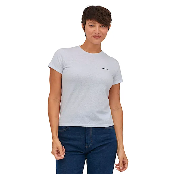 Tričko Patagonia W's P-6 Logo Responsibili-Tee white 2026 - 3