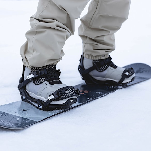 Viazanie na snowboard Gravity Indy black 2025 - 9