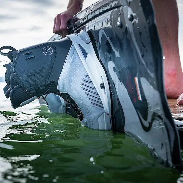 Wiązanie wakeboardowe Hyperlite MID white/black 2026 - 8