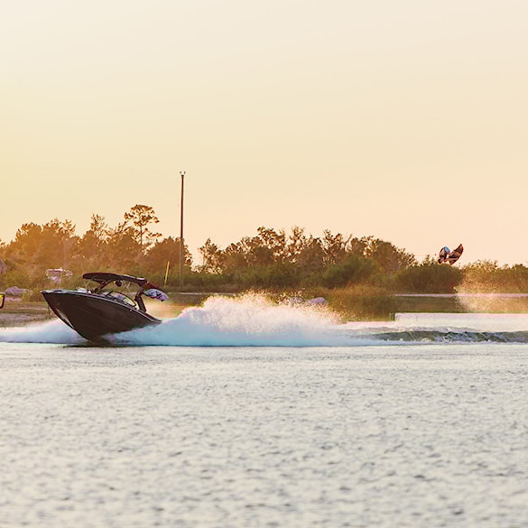 Wakeboard Ronix One Blackout 2026 - 12