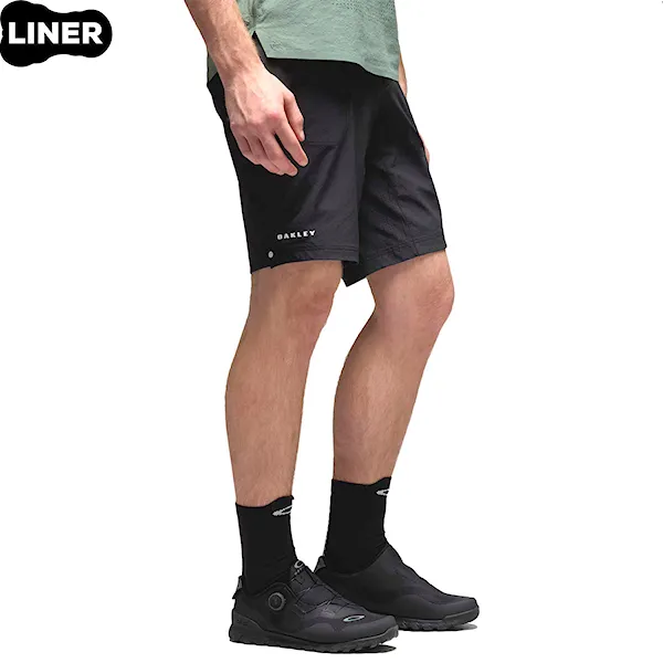 Bike kraťasy Oakley Seeker Whip Lined Short pitch black 2026