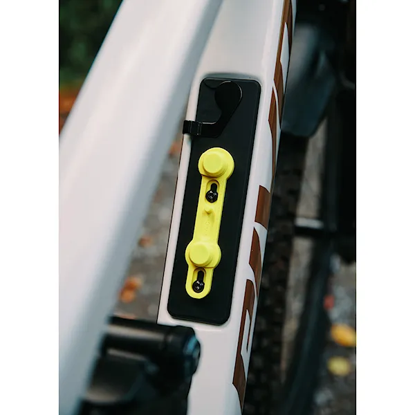 Uchwyt na bidon Fidlock TWIST Bike Base yellow