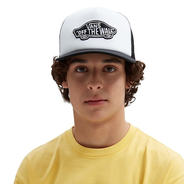 Kšiltovka Vans Classic Patch Curved Bill Trucker black/white 2026