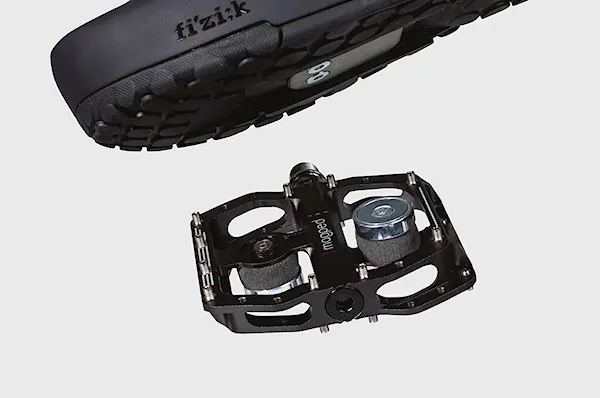 Pedals Magped ENDURO2 200N black