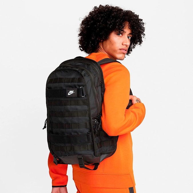 Backpack Nike SB Sportswear RPM 2.0 26L black/black/white 2025