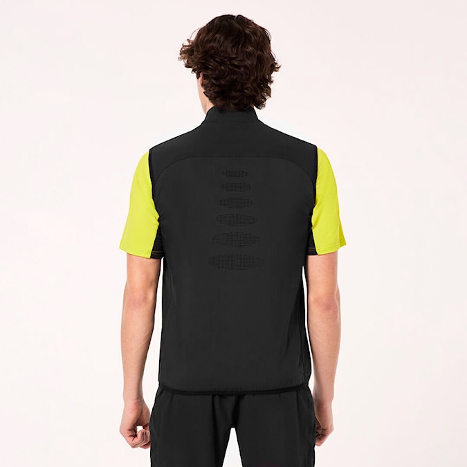 Bike kamizelka Oakley Elements Vest blackout 2026