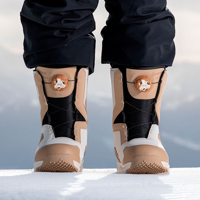 Buty snowboardowe Nidecker Cascade W tan 2025