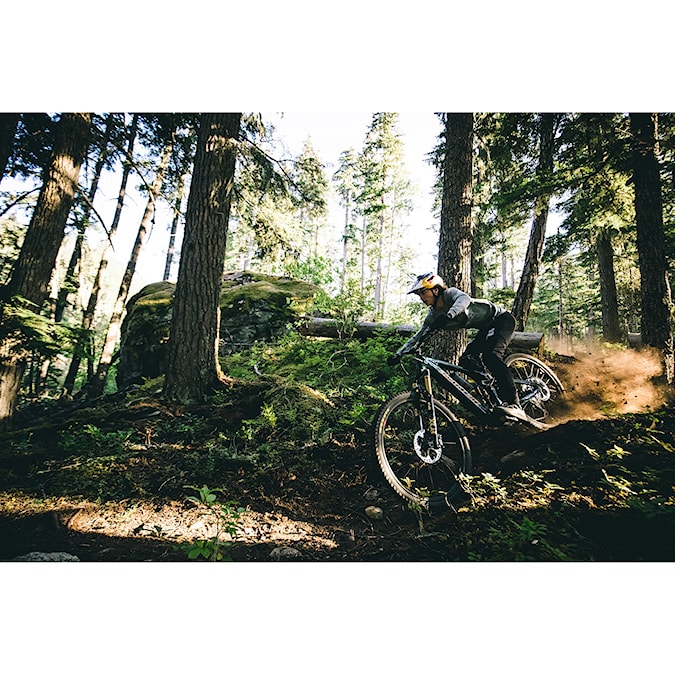 Elektrobicykel Santa Cruz Vala C GX AXS MX gloss midnight green 2026