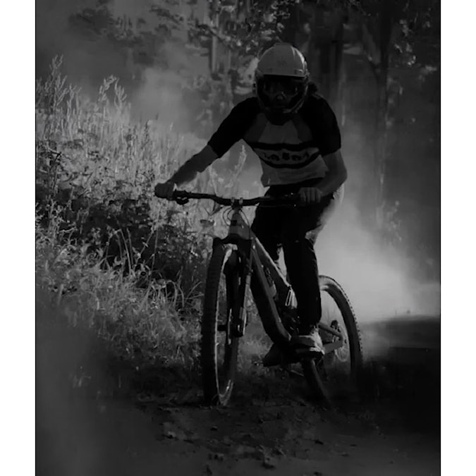Elektrokolo Santa Cruz Vala CC X0 AXS RSV MX gloss grey 2026