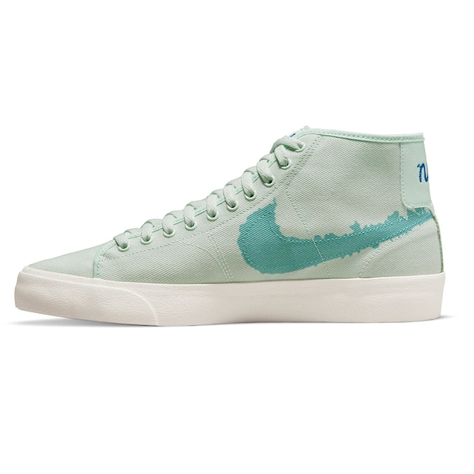 Sneakers Nike SB Blazer Court Mid Premium barely green/boarder blue-barely 2022