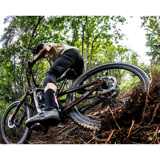 Rám na kolo Santa Cruz Bronson CC Fac MX translucent root beer 2025