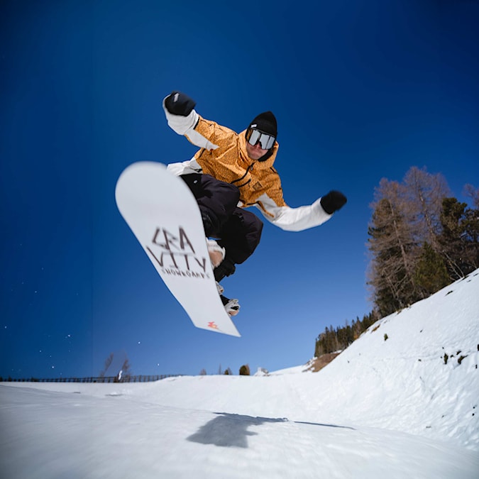 Gravity Contra