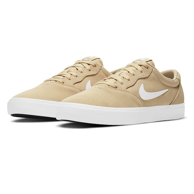 nike sb white chron